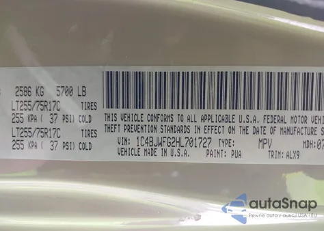 2017 Jeep Wrangler Unlimited Rubicon 4X4 from USA, damaged, VIN 1C4BJWFG2HL701727